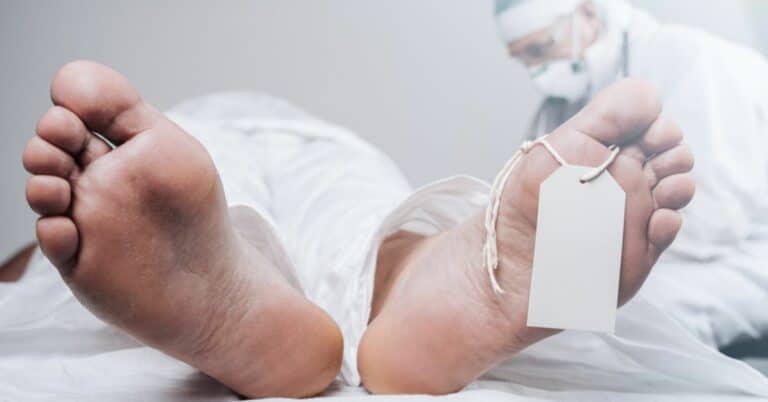 Inde : déclaré mort, son corps se met à bouger sur la table d'autopsie